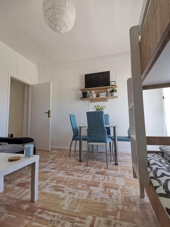 Ema & Mila 2 Apartment คนิน ภายนอก รูปภาพ